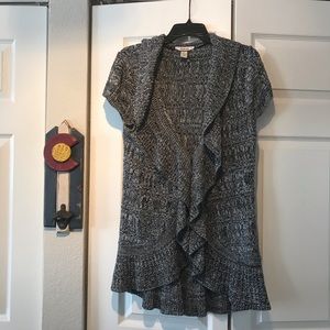 Cute short sleeve ruffled cardigan